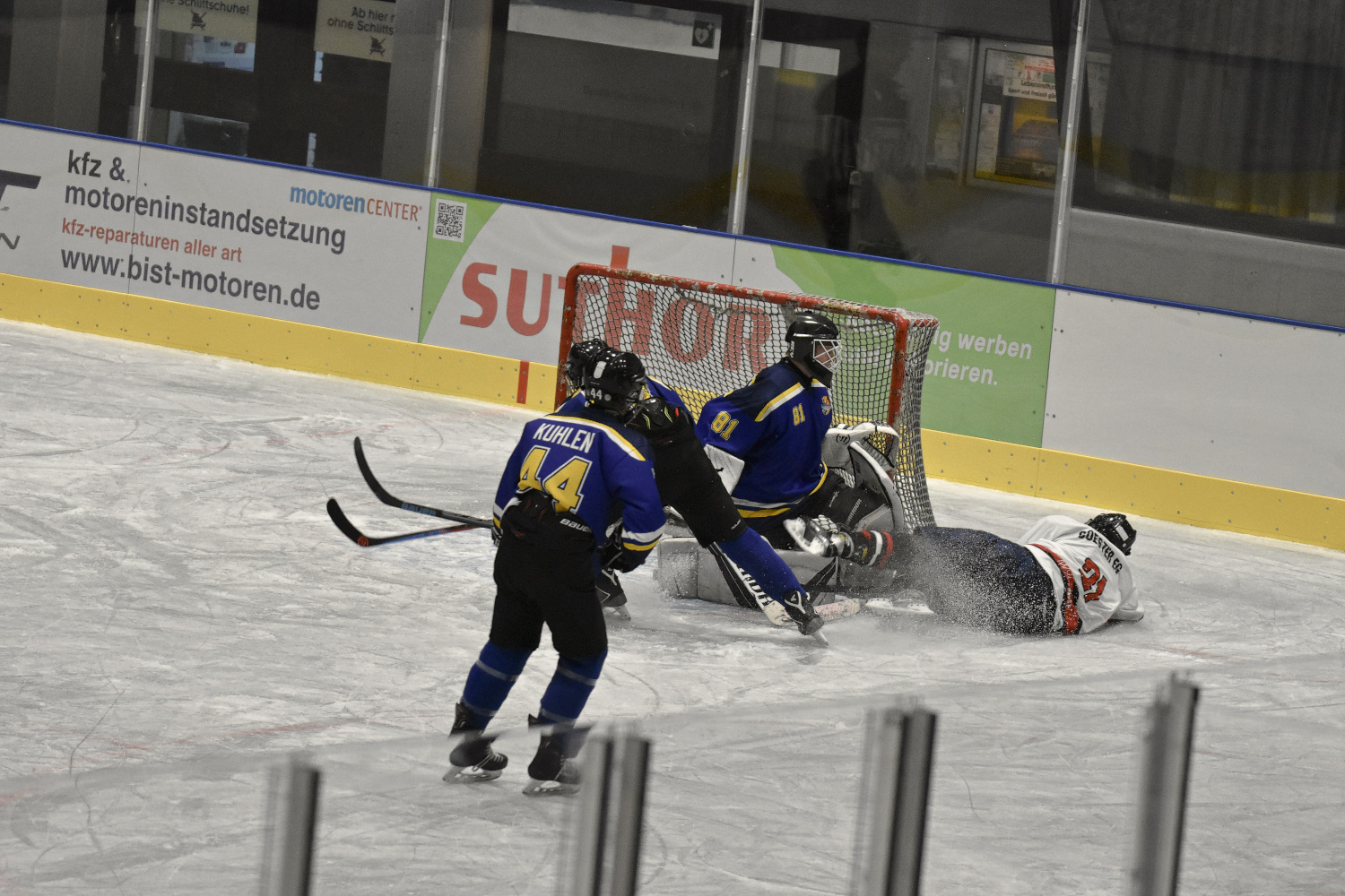 U17 Mit Niederlage Im Auftaktspiel Grefrather Eissport Gemeinschaft Ev 7866